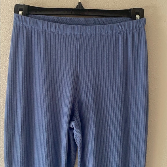 Blue Relaxed Fit ribbed flare Leggings - Picture 2 of 8